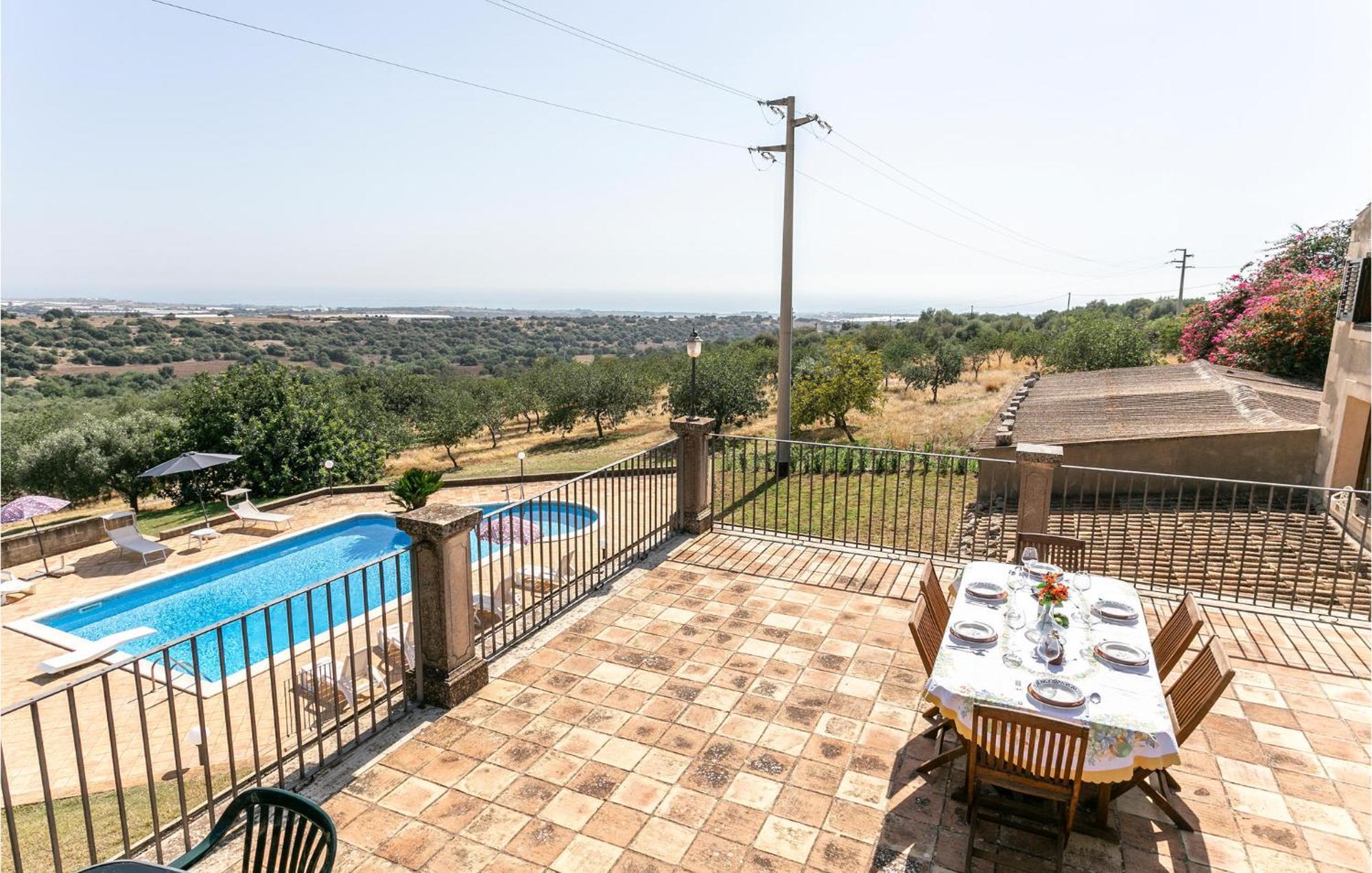 Cozy Home In Ragusa With Kitchen Camemi Buitenkant foto